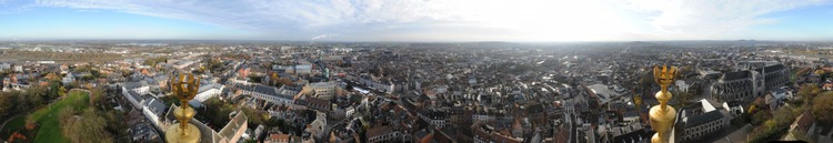 Vue panoramique depuis le beffroi de Mons