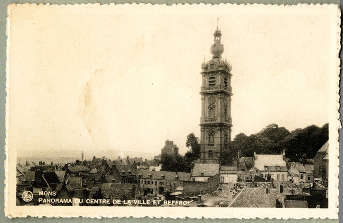 Le beffroi au point culminant de la Ville, carte postale ancienne illustrée