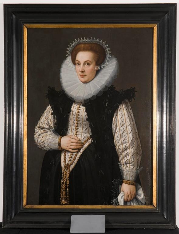 Michiel Van Mierevelt, Portrait de dame, XVIe s. Collections Ville de Mons © Atelier de l'Imagier